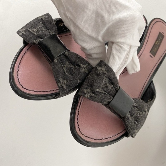 Authentic Louis Vuitton Heels Mules - Picture 3 of 6